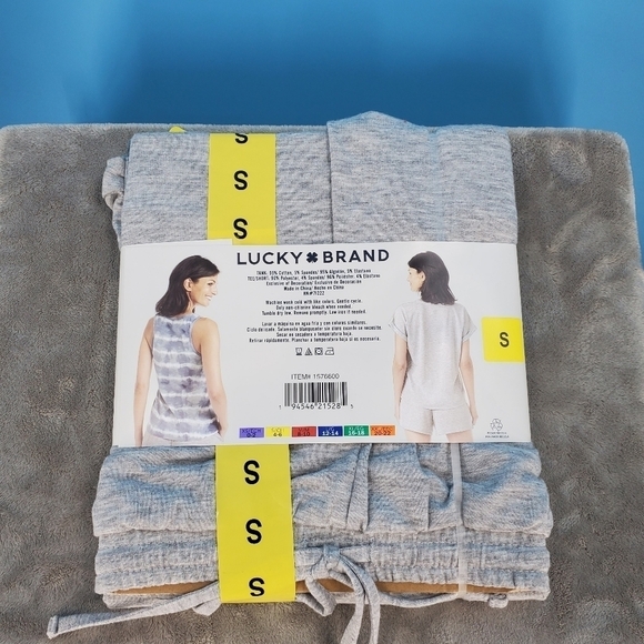 NWT Lucky Brand 3-piece pajama set small - Picture 9 of 9